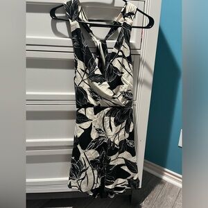 Abercrombie and Fitch medium petite dress